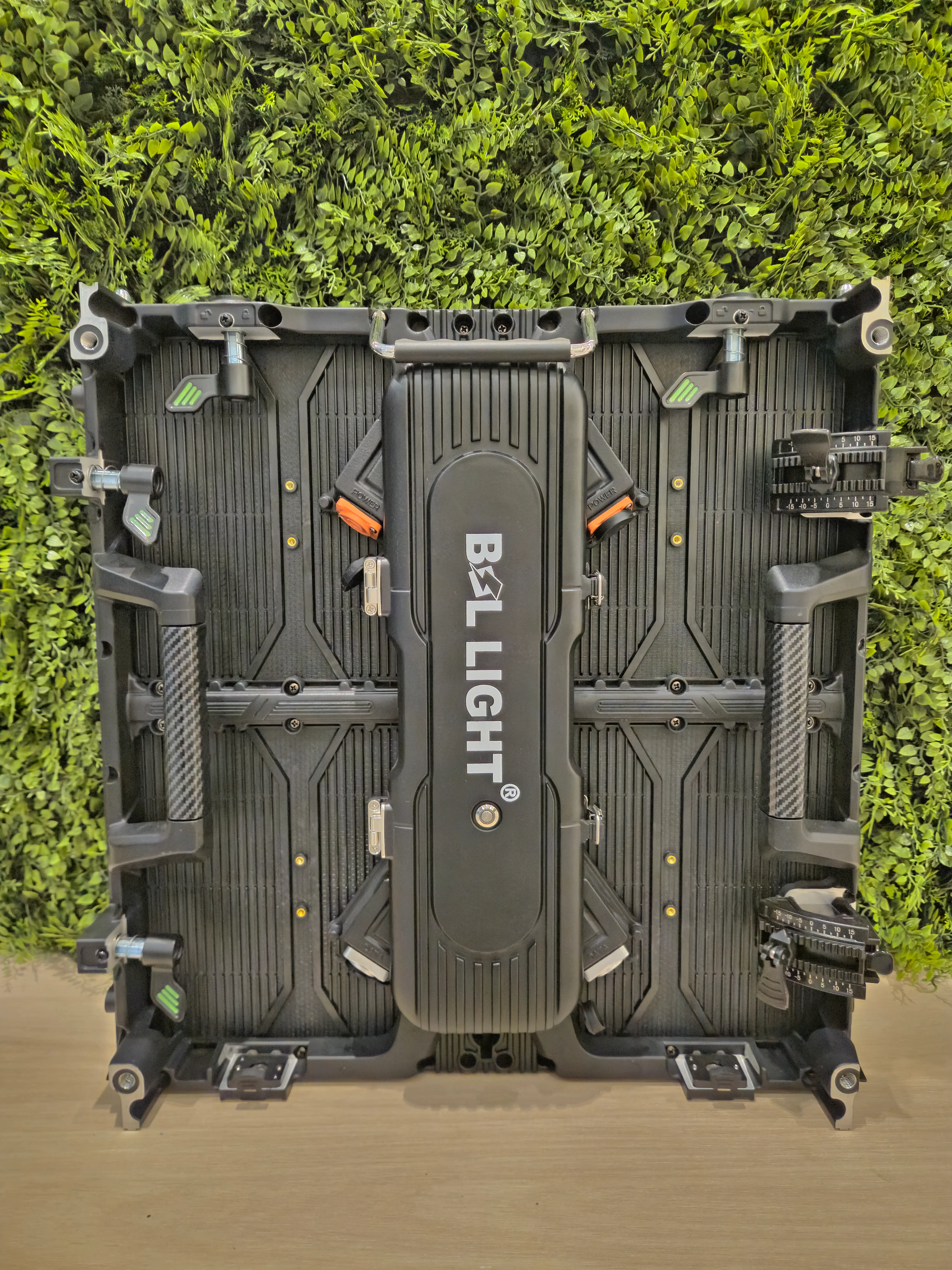 Painel de LED P3.91 Outdoor Curvo